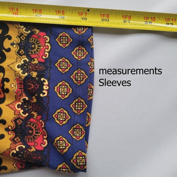 Ivy City Co Nova Patchwork Blue, Yellow, & Red Paisley print (Size S/M) - Picture 14 of 15